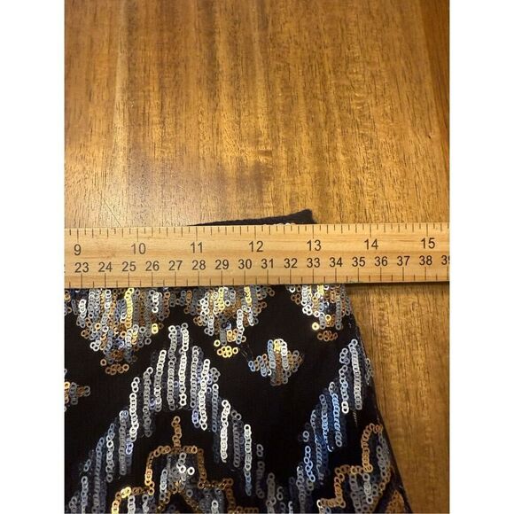 Forever 21 Mini Skirt Size Small Black Gold Silver Sheer Sequin Aztec Design - Picture 6 of 7